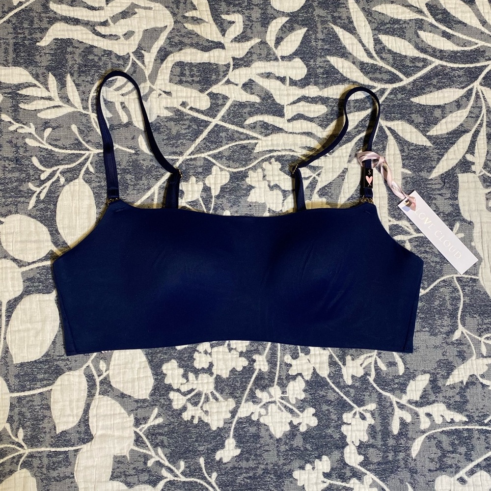 Victorias Secret love cloud smooth straight neck lounge bra